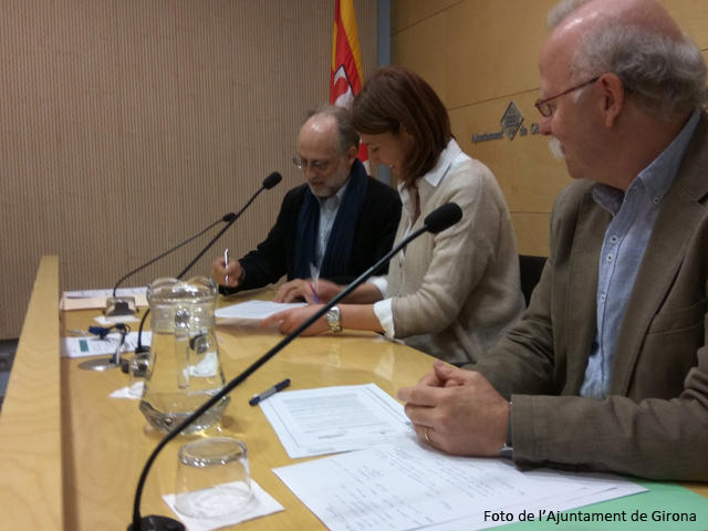 Acte de signatura del conveni, a Girona